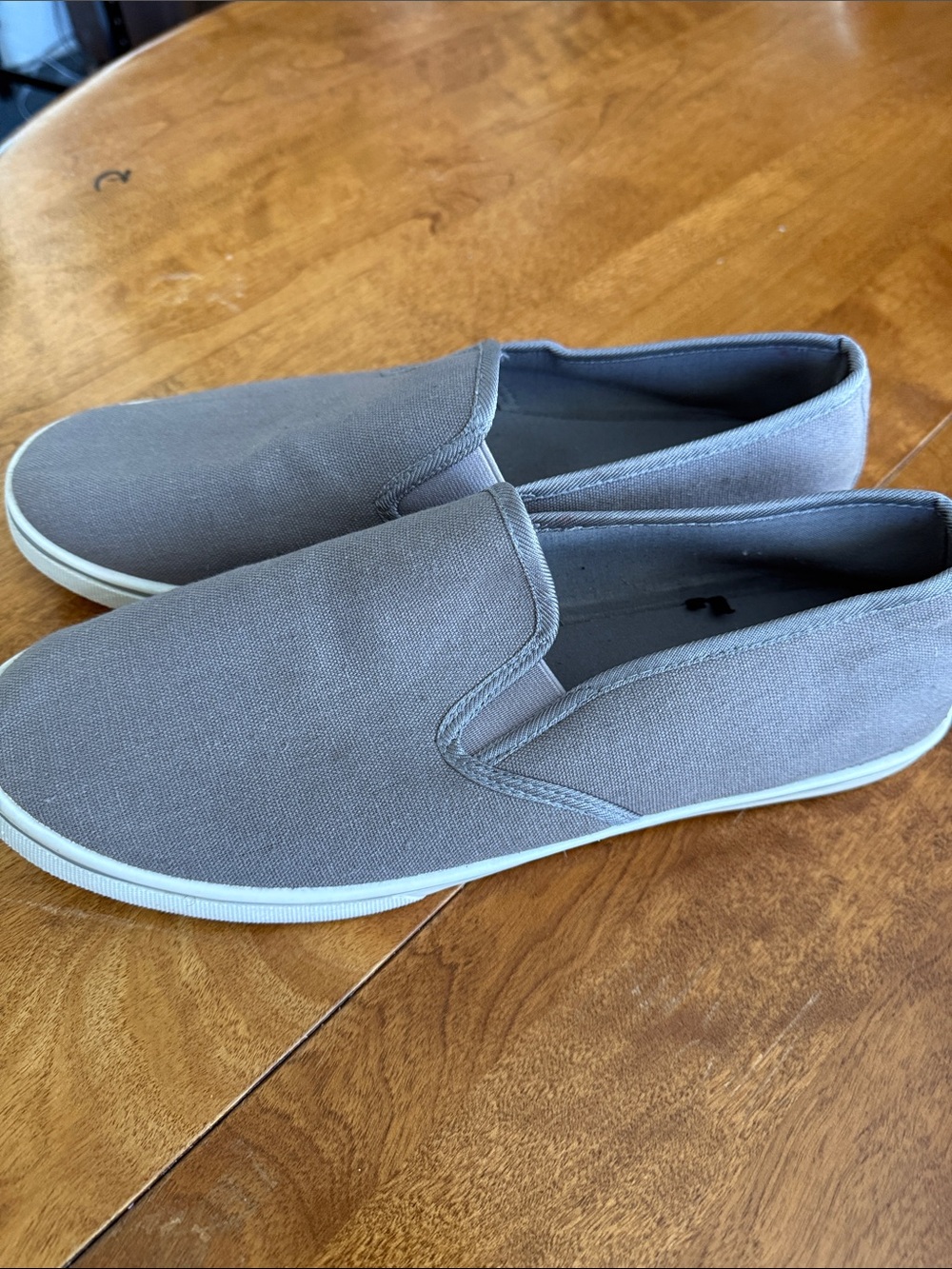 Men's Slip-On Canvas Loafers in Light Gray